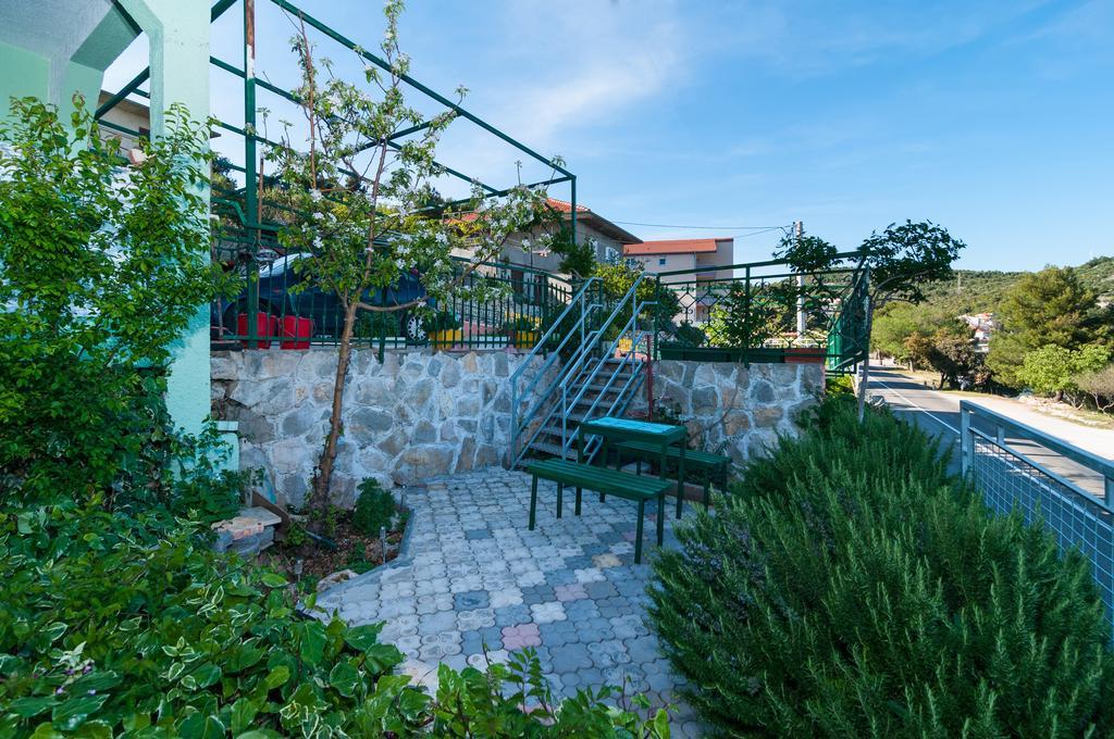 Apartment Stojan A1 Marina Exterior photo