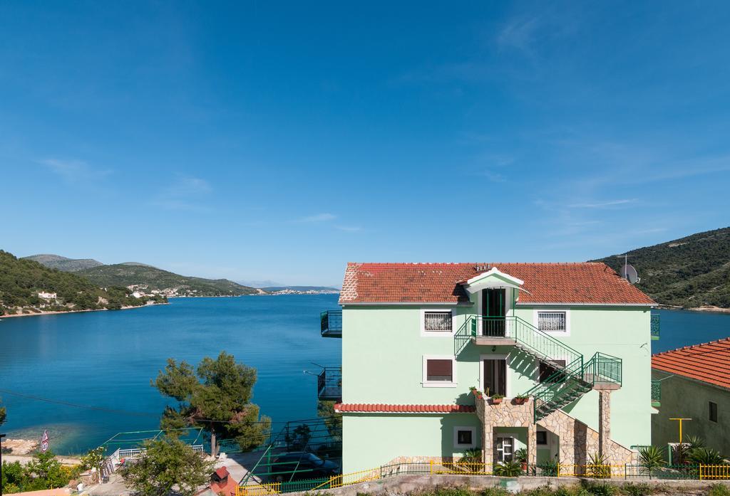 Apartment Stojan A1 Marina Exterior photo