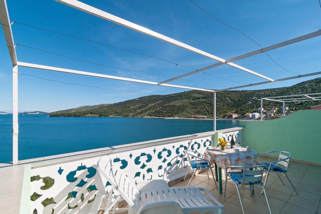 Apartment Stojan A1 Marina Exterior photo