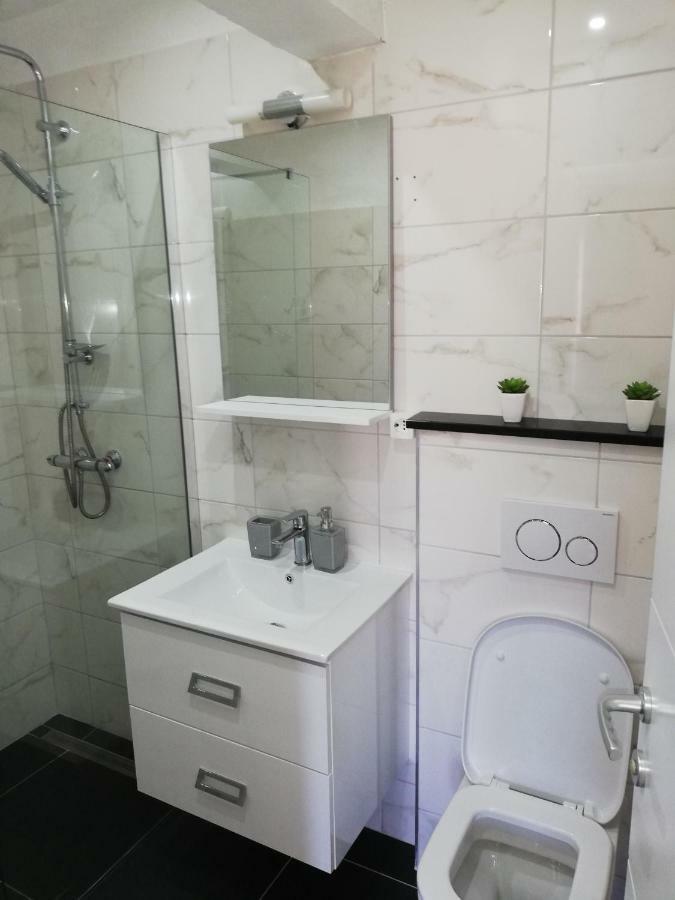 Apartment Stojan A1 Marina Exterior photo